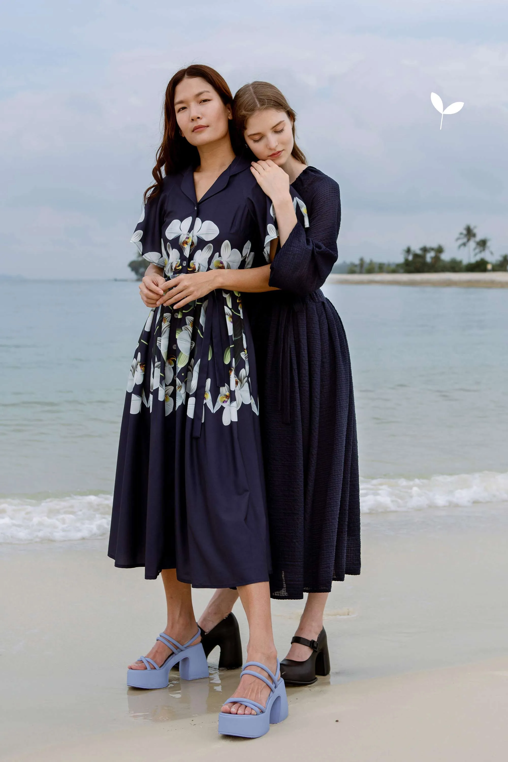Parachute Sleeves Button Down Midi Dress (Navy)